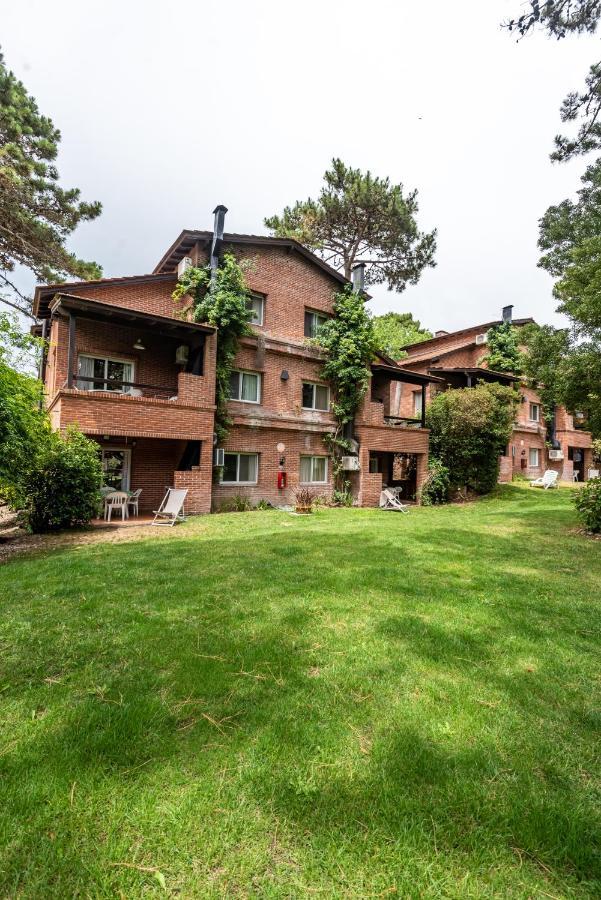 Cabanas Baden Baden Villa Carilo Exterior photo