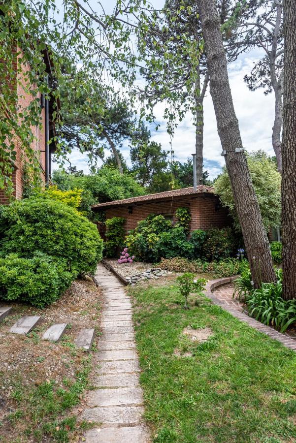 Cabanas Baden Baden Villa Carilo Exterior photo